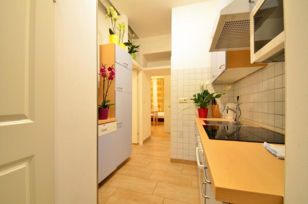 Ajo - Messe Flat - Self-check-in Aparthotel 3*